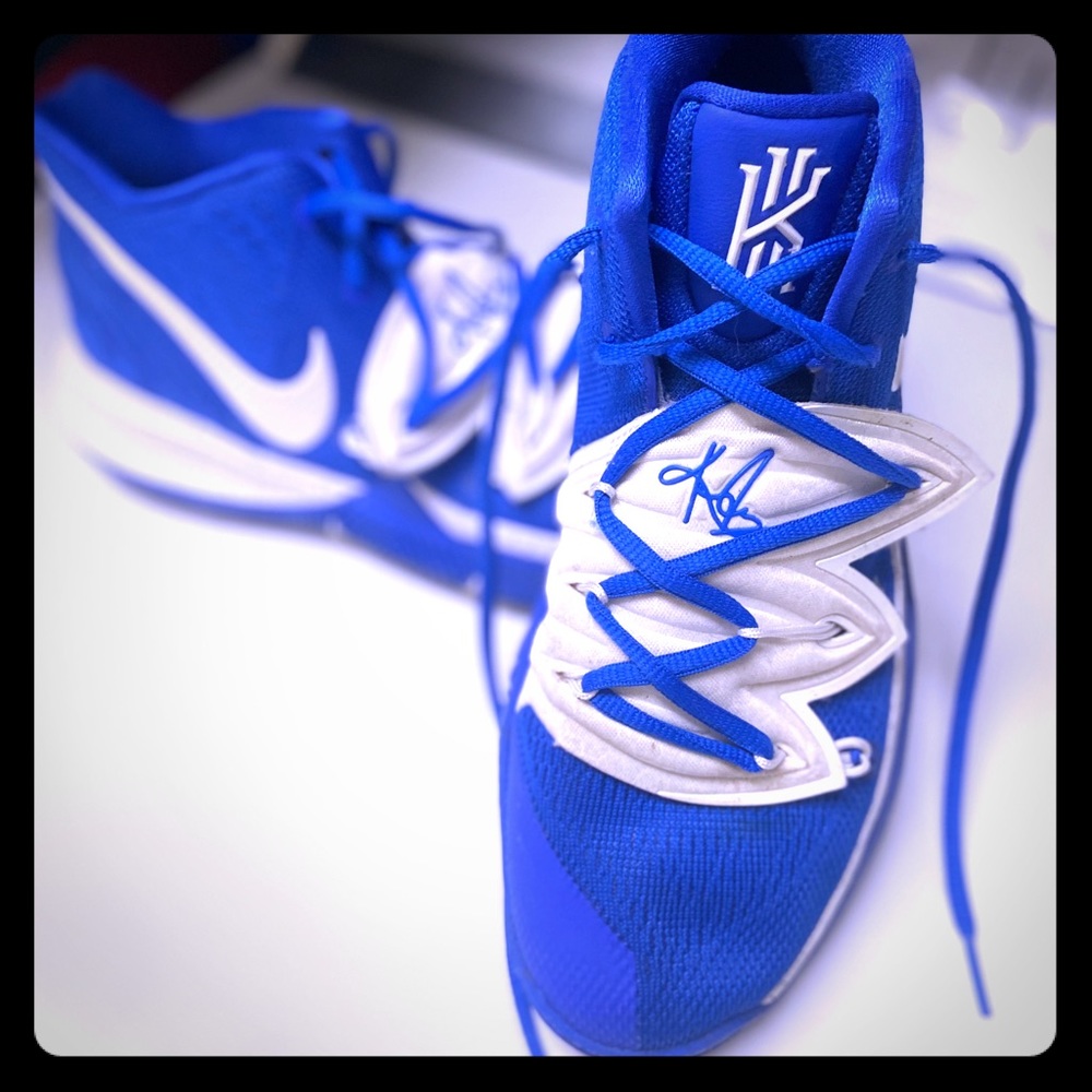 Men's Nike Kyrie 5 (Team) Basketball Shoes